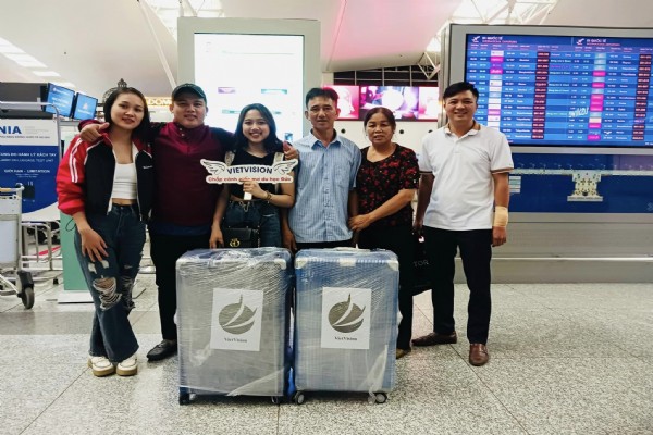 Chuyến đò của cô gái Hà Tĩnh đi Đức
