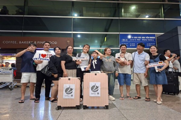Chuyến bay của cô gái Lâm Đồng
