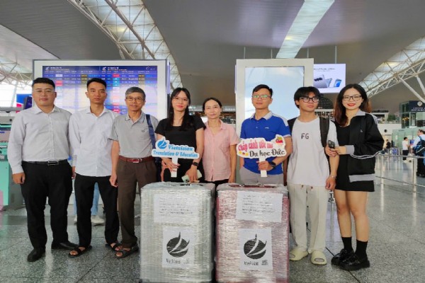 Cô học trò Hà Nam đi Đức