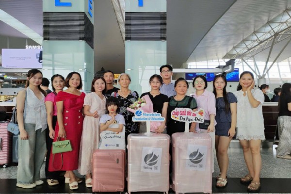 Chuyến đò của cô gái Hà Nội