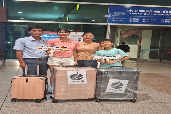 Cô học trò Dak Lak sang Đức