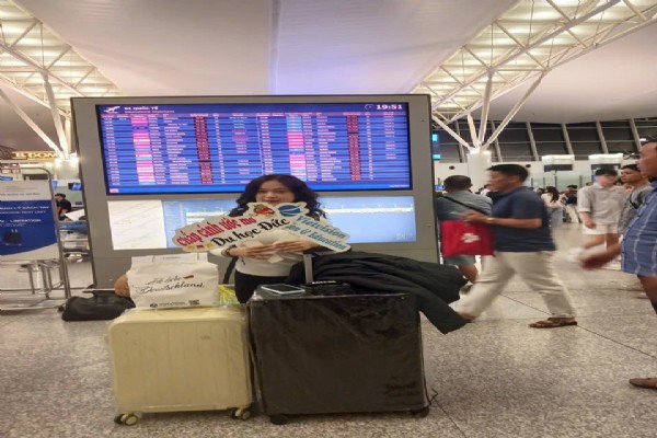 Chuyến đò của cô gái Huế